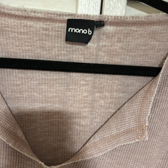 Mono B Crop Top - Picture 2 of 4